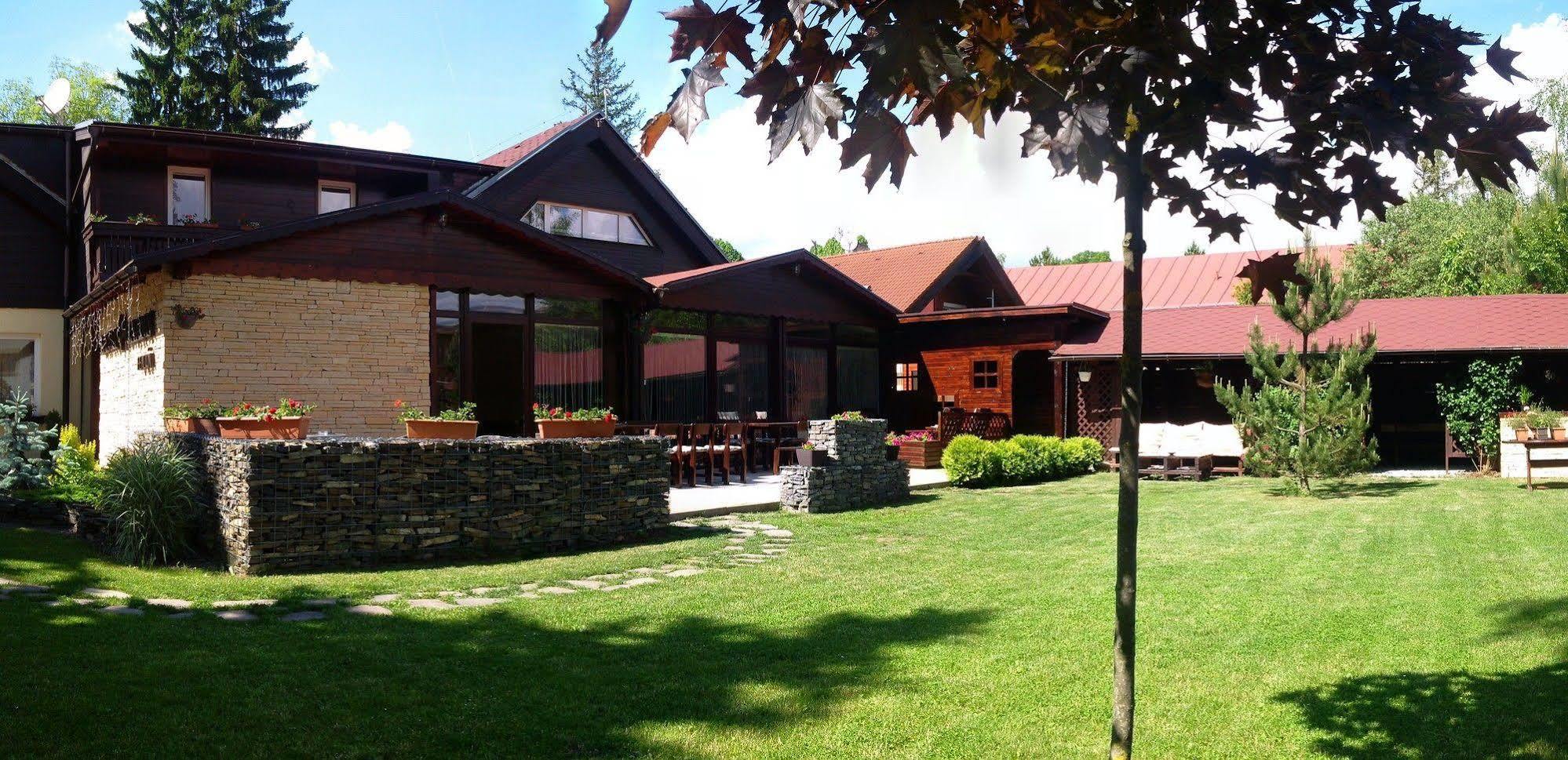 Penzion Sankt Johann ลิปโตว์สกียาน ภายนอก รูปภาพ